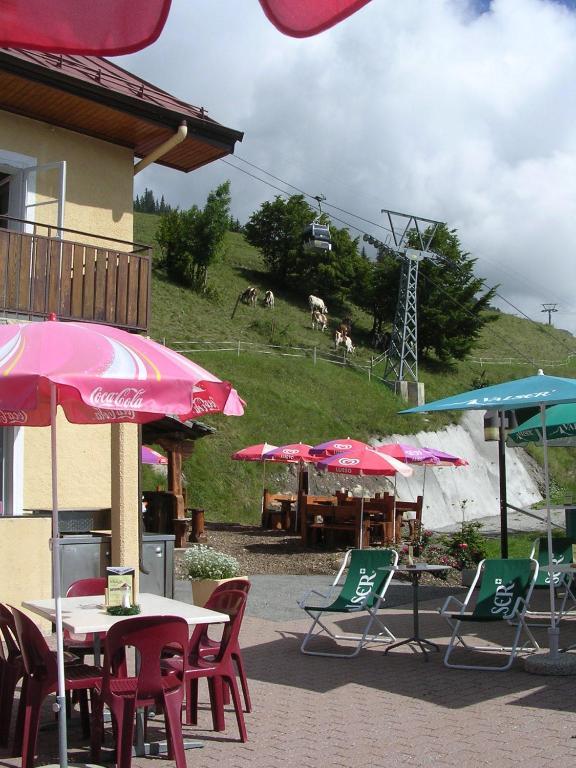 Au Bel Air Hotel 莱森 外观 照片