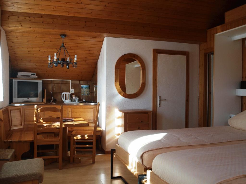 Au Bel Air Hotel 莱森 客房 照片